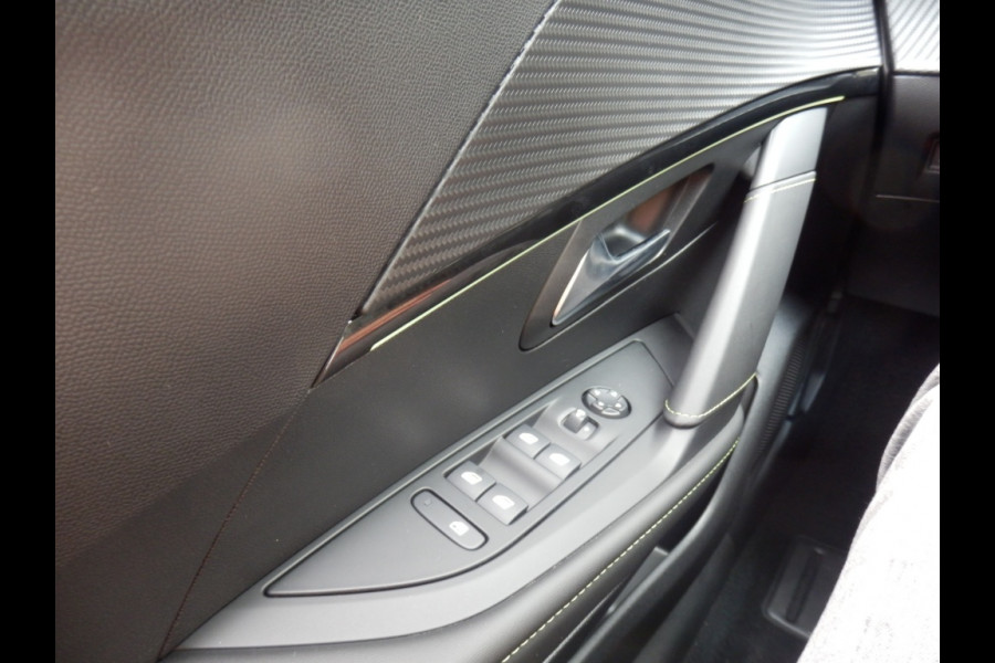 Peugeot 208 1.2 100pk | GT-uitvoering | Panoramadak | Apple Carpl. Andr. Aut