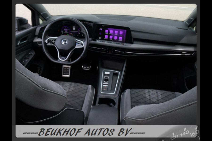 Volkswagen Golf 1.5 eTSI R-Line Pano H&K Audio Cruise Camera