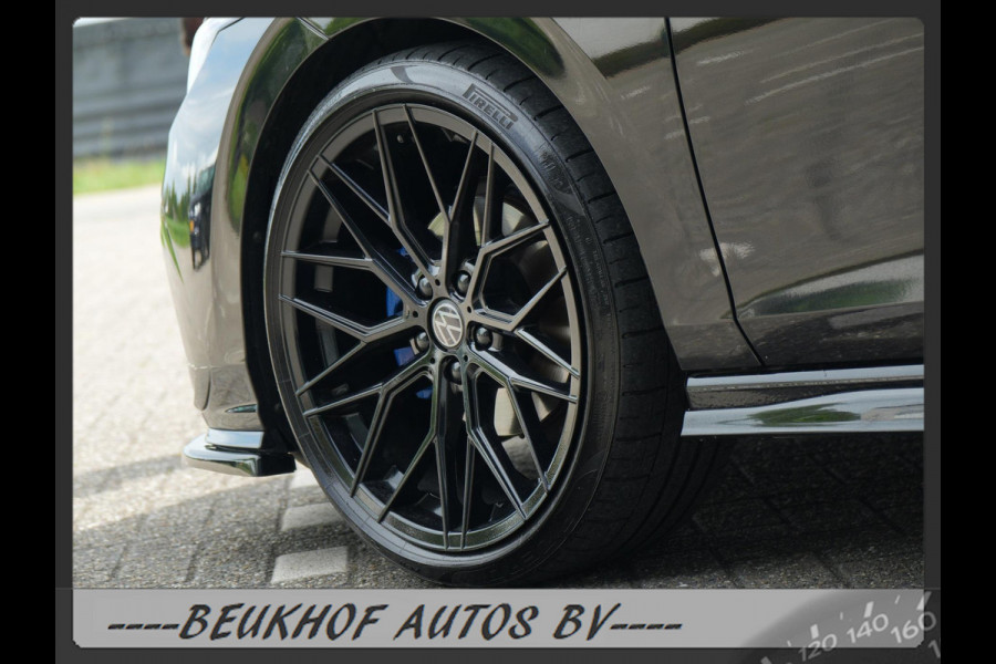 Volkswagen Golf 1.5 eTSI R-Line Pano H&K Audio Cruise Camera