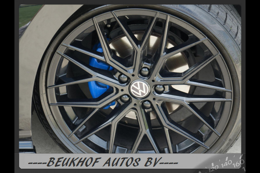 Volkswagen Golf 1.5 eTSI R-Line Pano H&K Audio Cruise Camera
