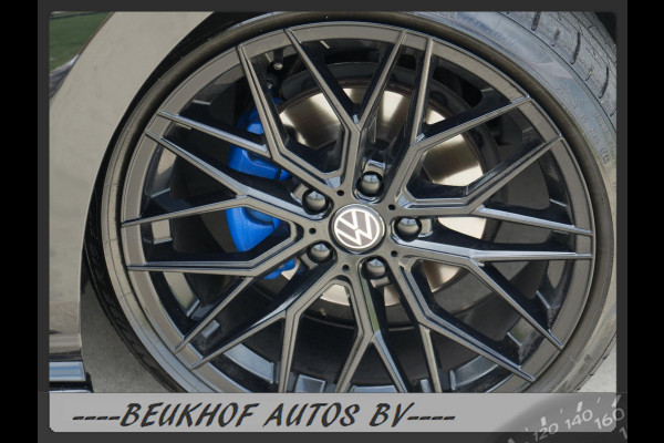 Volkswagen Golf 1.5 eTSI R-Line Pano H&K Audio Cruise Camera