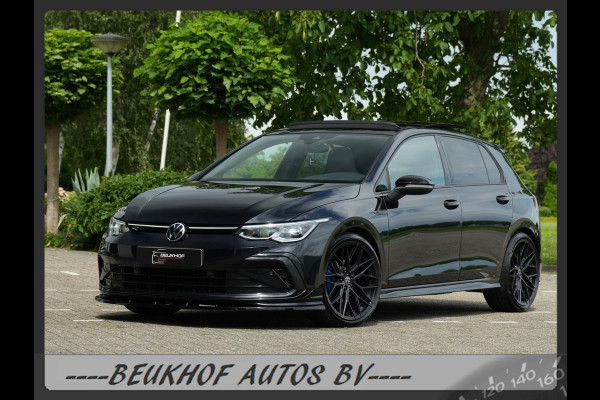 Volkswagen Golf 1.5 eTSI R-Line Pano H&K Audio Cruise Camera