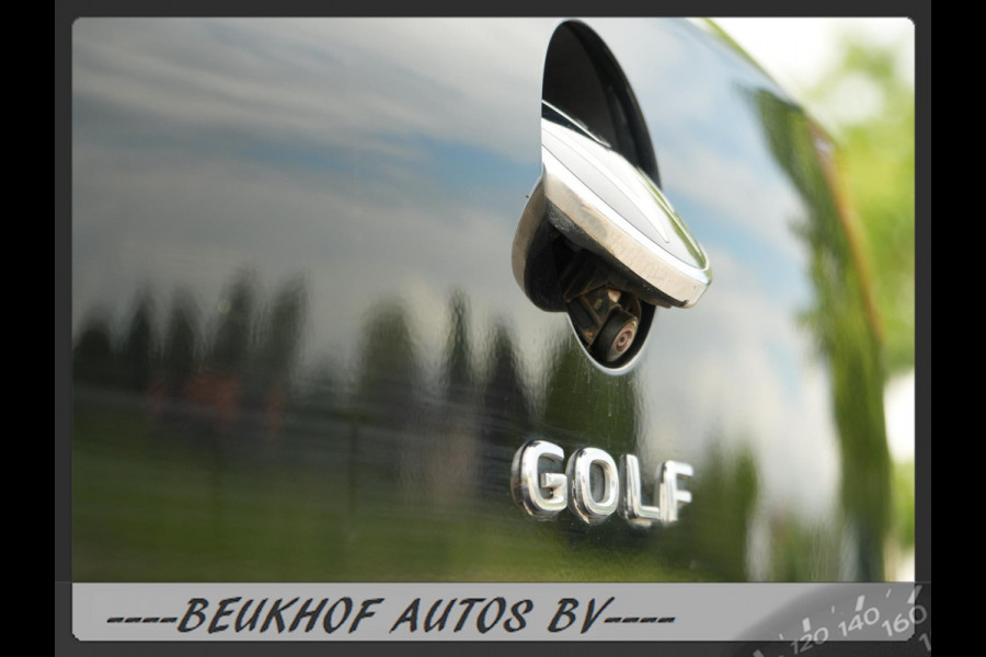 Volkswagen Golf 1.5 eTSI R-Line Pano H&K Audio Cruise Camera