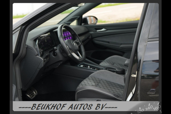 Volkswagen Golf 1.5 eTSI R-Line Pano H&K Audio Cruise Camera