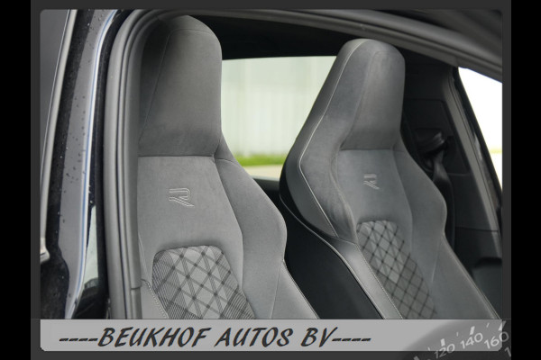 Volkswagen Golf 1.5 eTSI R-Line Pano H&K Audio Cruise Camera