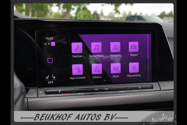 Volkswagen Golf 1.5 eTSI R-Line Pano H&K Audio Cruise Camera