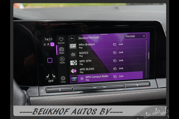 Volkswagen Golf 1.5 eTSI R-Line Pano H&K Audio Cruise Camera