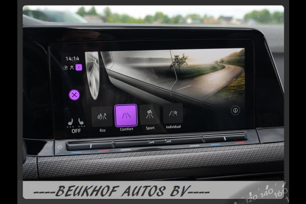 Volkswagen Golf 1.5 eTSI R-Line Pano H&K Audio Cruise Camera