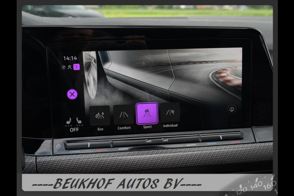 Volkswagen Golf 1.5 eTSI R-Line Pano H&K Audio Cruise Camera