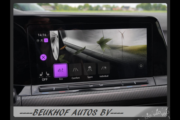 Volkswagen Golf 1.5 eTSI R-Line Pano H&K Audio Cruise Camera
