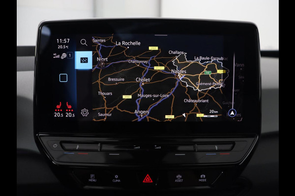 Volkswagen ID.3 First Max 58 kWh | Panoramadak | Head-Up | Stoel & stuurverwarming | Adaptive cruise | Camera | Massage | Elektrische stoelen | Sfeerverlichting | Carplay | Matrix LED