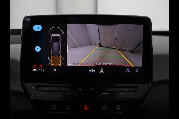 Volkswagen ID.3 First Max 58 kWh | Panoramadak | Head-Up | Stoel & stuurverwarming | Adaptive cruise | Camera | Massage | Elektrische stoelen | Sfeerverlichting | Carplay | Matrix LED