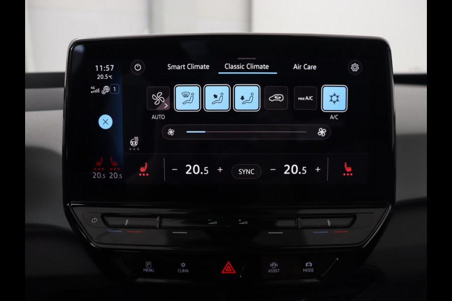 Volkswagen ID.3 First Max 58 kWh | Panoramadak | Head-Up | Stoel & stuurverwarming | Adaptive cruise | Camera | Massage | Elektrische stoelen | Sfeerverlichting | Carplay | Matrix LED
