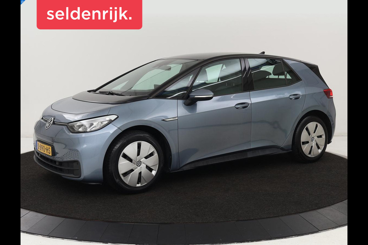 Volkswagen ID.3 Life 58 kWh | Stoel & Stuurverwarming | Adaptive cruise | Carplay | Navigatie | PDC | Climate control | Sfeerverlichting Volkswagen ID.3 Life 58 kWh | Stoel & Stuurverwarming | Adaptive cruise | Carplay | Navigatie | PDC | Climate control | Sfeerverlichting