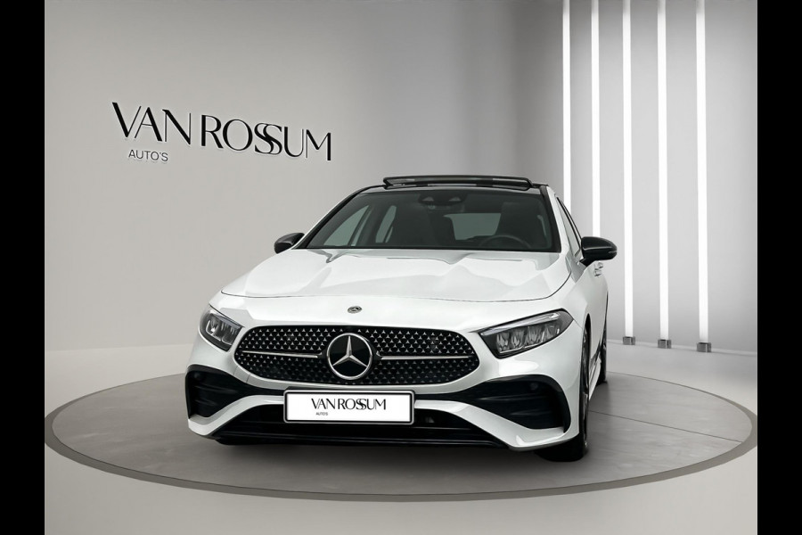 Mercedes-Benz A-Klasse 200 AMG Premium Pano ACC Sfeer Camera