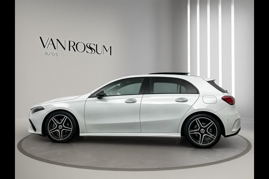 Mercedes-Benz A-Klasse 200 AMG Premium Pano ACC Sfeer Camera
