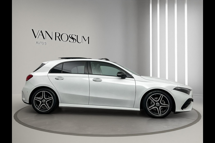 Mercedes-Benz A-Klasse 200 AMG Premium Pano ACC Sfeer Camera