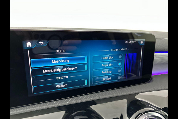 Mercedes-Benz A-Klasse 250 e AMG Pano Sfeer Camera Night Pakket