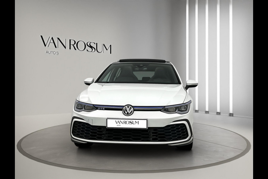 Volkswagen Golf 1.4 eHybrid GTE | Panoramadak | IQ | Sfeerverlichting |  LED Pakket | Head up |