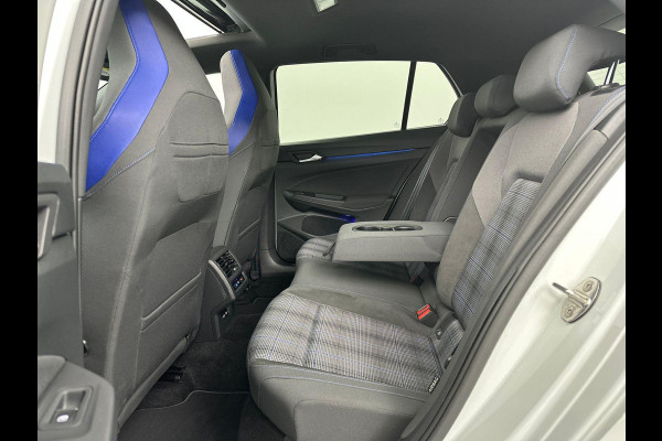 Volkswagen Golf 1.4 eHybrid GTE | Panoramadak | IQ | Sfeerverlichting |  LED Pakket | Head up |