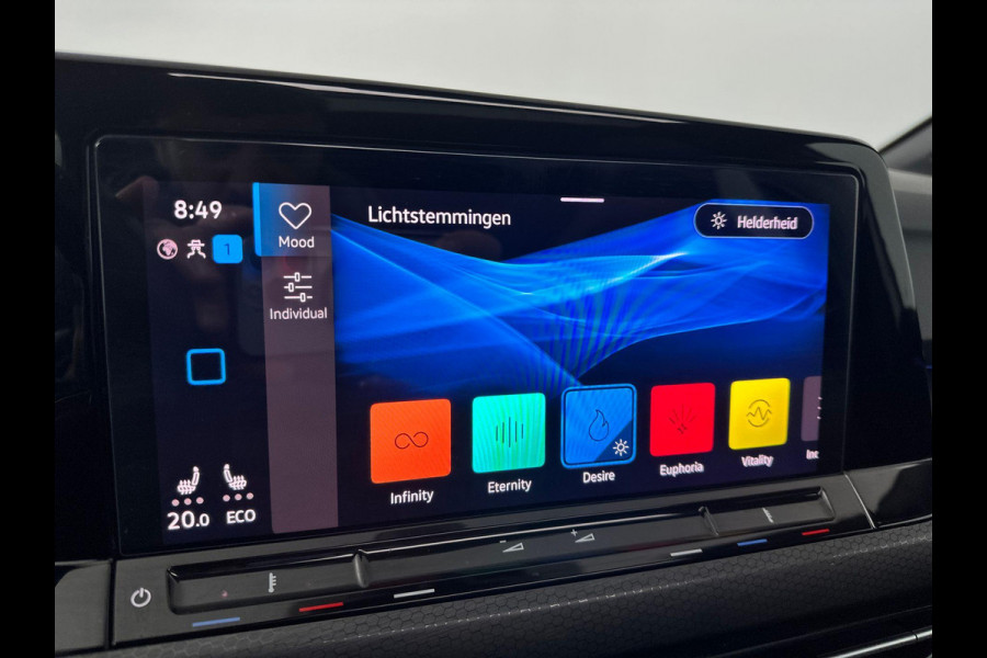Volkswagen Golf 1.4 eHybrid GTE | Panoramadak | IQ | Sfeerverlichting |  LED Pakket | Head up |