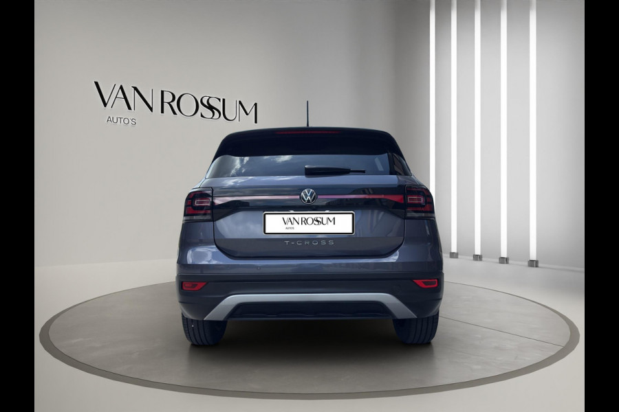 Volkswagen T-Cross 1.0 TSI 81kW Style | Stoelverwarming | Digitaal dashboard | Camera & Parkeersensors |