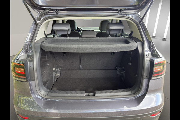 Volkswagen T-Cross 1.0 TSI 81kW Style | Stoelverwarming | Digitaal dashboard | Camera & Parkeersensors |