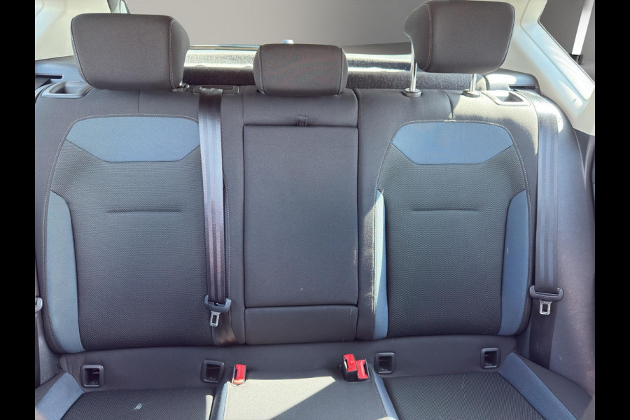 Seat Ateca 1.0 TSI Style | Navigatie | Klimaatregeling | Parkeersenors V+A | Electr. achterklep |