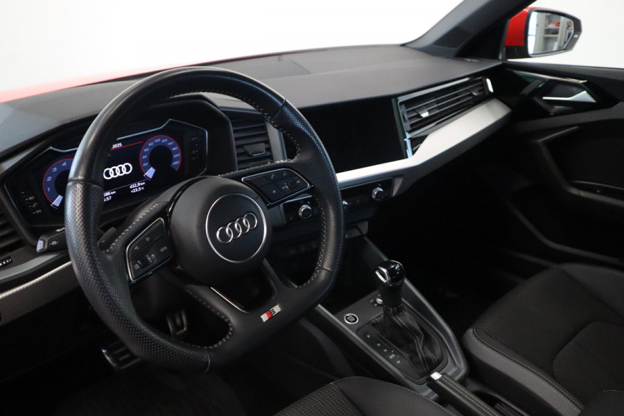 Audi A1 citycarver 30 TFSI epic ACC PDC 17''LM Navi