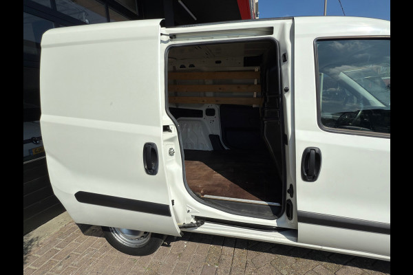 Fiat Dobló Cargo 1.6 MJ L1H1