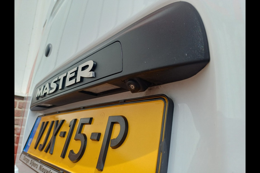 Renault Master L2H2 135.35 FG LUXE Clima, PDC, Camera, Navi, Blindspot, NETJES