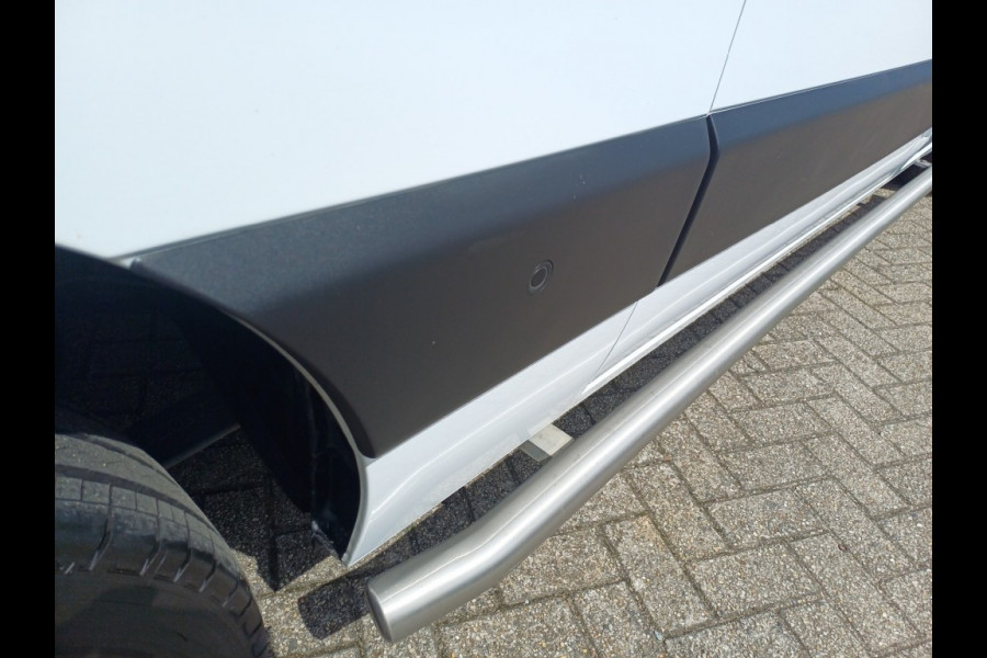 Renault Master L2H2 135.35 FG LUXE Clima, PDC, Camera, Navi, Blindspot, NETJES