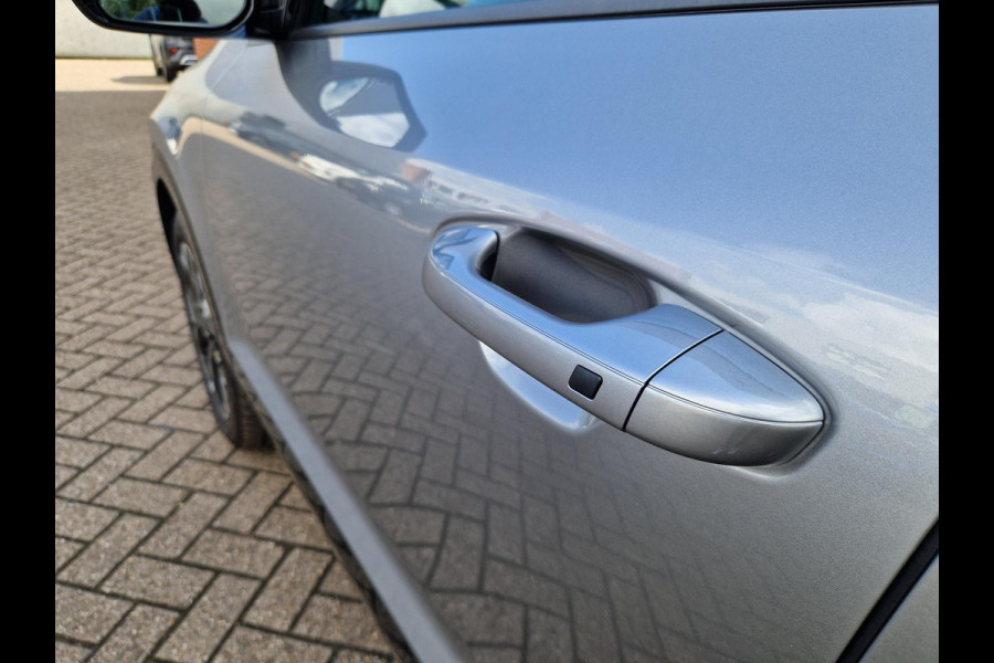 Kia Niro EV DynamicPlusLine 64.8 kWh | Open Dak | LED | Key-Less | BSD | HUD | Camera |