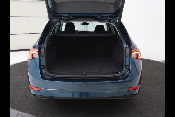 Škoda Octavia 1.4 TSI iV PHEV Edition Plus | Panoramadak | Stoelverwarming | Head-Up | Adaptive cruise | Camera | Virtual Cockpit | Canton Sound