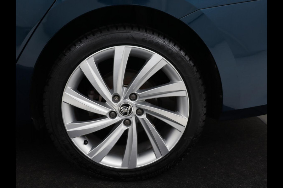 Škoda Octavia 1.4 TSI iV PHEV Edition Plus | Panoramadak | Stoelverwarming | Head-Up | Adaptive cruise | Camera | Virtual Cockpit | Canton Sound