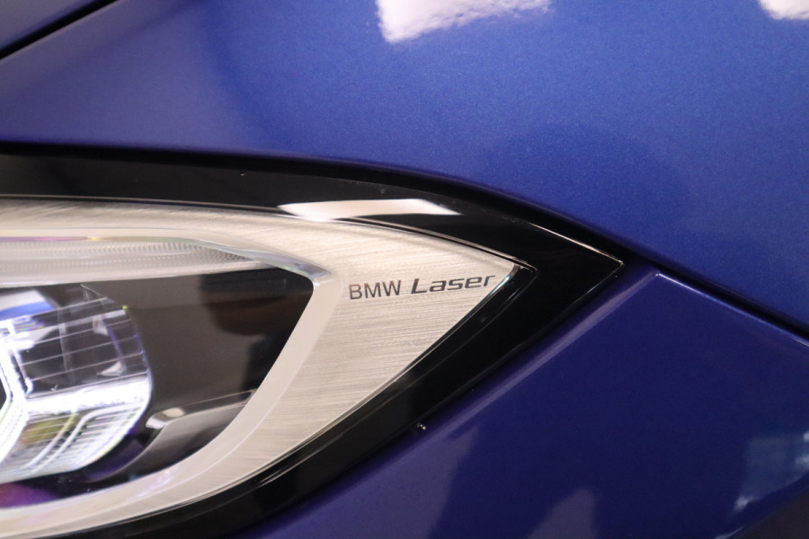 BMW 3-serie 330e High Executive Schuif/kanteldak ACC PDC Navi Co-Pilot HI-FI Laser Led Head-up Leder 20'LM M-Performance