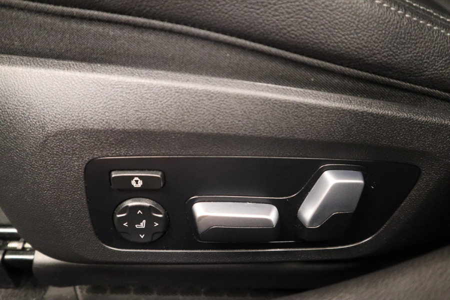 BMW 3-serie 330e High Executive Schuif/kanteldak ACC PDC Navi Co-Pilot HI-FI Laser Led Head-up Leder 20'LM M-Performance