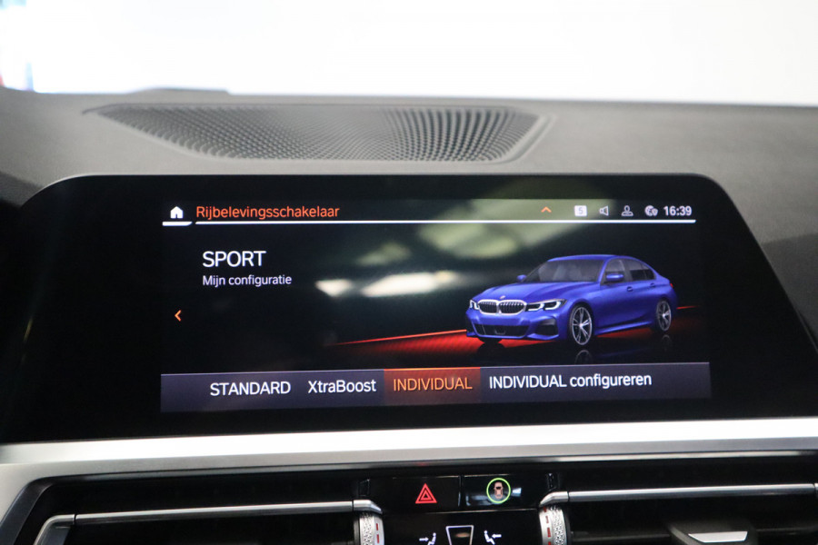 BMW 3-serie 330e High Executive Schuif/kanteldak ACC PDC Navi Co-Pilot HI-FI Laser Led Head-up Leder 20'LM M-Performance