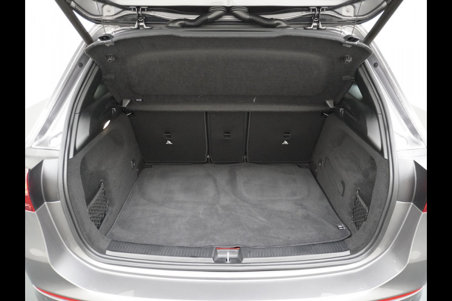 Mercedes-Benz B-Klasse 250 e AMG Line | Keyless Leder 19'' Multispaaks