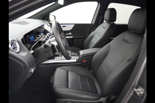 Mercedes-Benz B-Klasse 250 e AMG Line | Keyless Leder 19'' Multispaaks