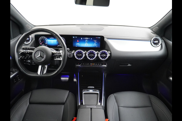 Mercedes-Benz B-Klasse 250 e AMG Line | Keyless Leder 19'' Multispaaks