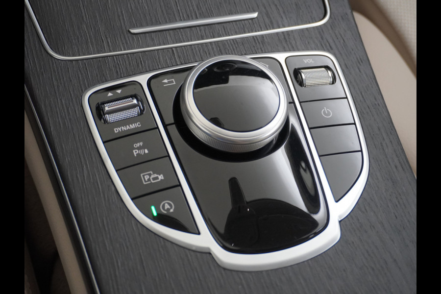 Mercedes-Benz C-Klasse C 300 AMG line | LED Exclusive interieur