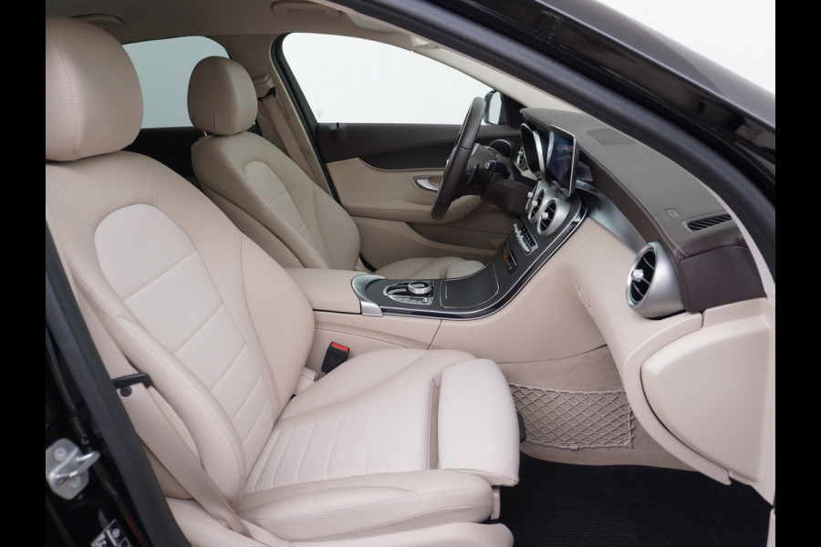 Mercedes-Benz C-Klasse C 300 AMG line | LED Exclusive interieur