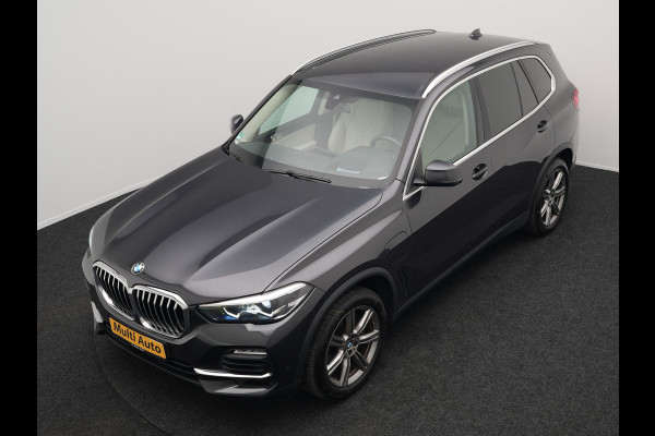 BMW X5 xDrive45e High Executive Plug In Hybrid 394pk PHEV | Trekhaak af Fabriek | Head Up | Lederen Sportstoelen Memory | 20"L.M | Apple Carplay | Sfeerverlichting | Camera | BLIS |