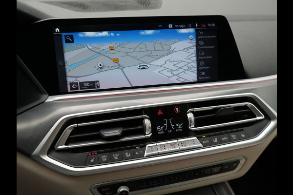 BMW X5 xDrive45e High Executive Plug In Hybrid 394pk PHEV | Trekhaak af Fabriek | Head Up | Lederen Sportstoelen Memory | 20"L.M | Apple Carplay | Sfeerverlichting | Camera | BLIS |