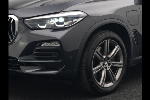 BMW X5 xDrive45e High Executive Plug In Hybrid 394pk PHEV | Trekhaak af Fabriek | Head Up | Lederen Sportstoelen Memory | 20"L.M | Apple Carplay | Sfeerverlichting | Camera | BLIS |