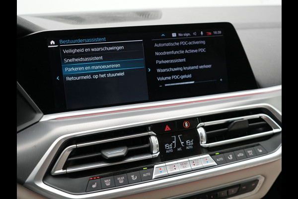BMW X5 xDrive45e High Executive Plug In Hybrid 394pk PHEV | Trekhaak af Fabriek | Head Up | Lederen Sportstoelen Memory | 20"L.M | Apple Carplay | Sfeerverlichting | Camera | BLIS |