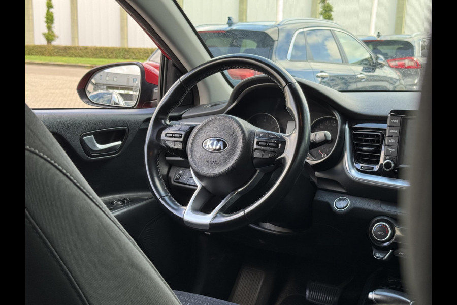 Kia Stonic 1.0 T-GDi DynamicPlusLine | Automaat | Apple Carplay | Navigatie | Achteruitrijcamera