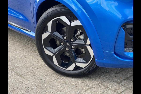 Ford Puma 1.0 EcoBoost Hybrid ST-Line X 155pk Automaat | Panoramadak | Afneembare trekhaak | Winter Pack | Adaptive cruise control | 360 graden camera | Bang&Olufsen | Elektrsiche achterklep | Matrix LED | TREKHAKEN