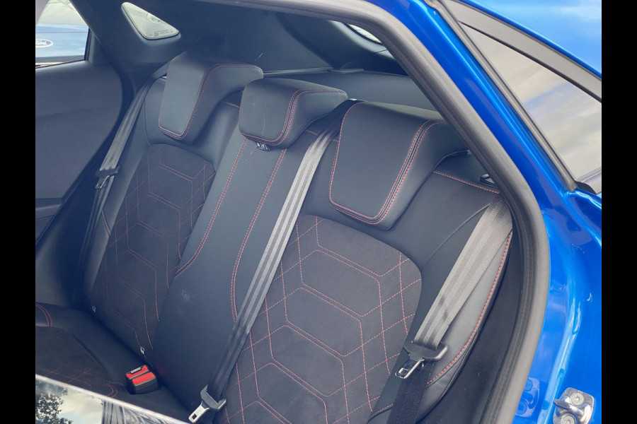 Ford Puma 1.0 EcoBoost Hybrid ST-Line X 155pk Automaat | Panoramadak | Afneembare trekhaak | Winter Pack | Adaptive cruise control | 360 graden camera | Bang&Olufsen | Elektrsiche achterklep | Matrix LED | TREKHAKEN